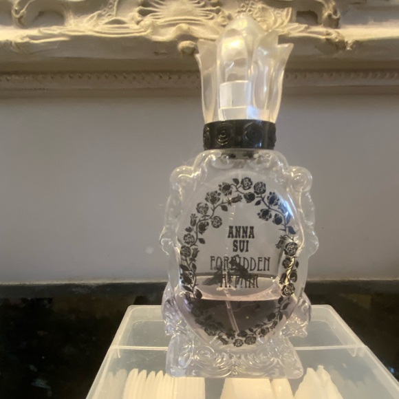 Anna Sui
